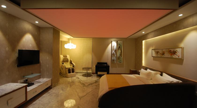 Sapphire Star Inn